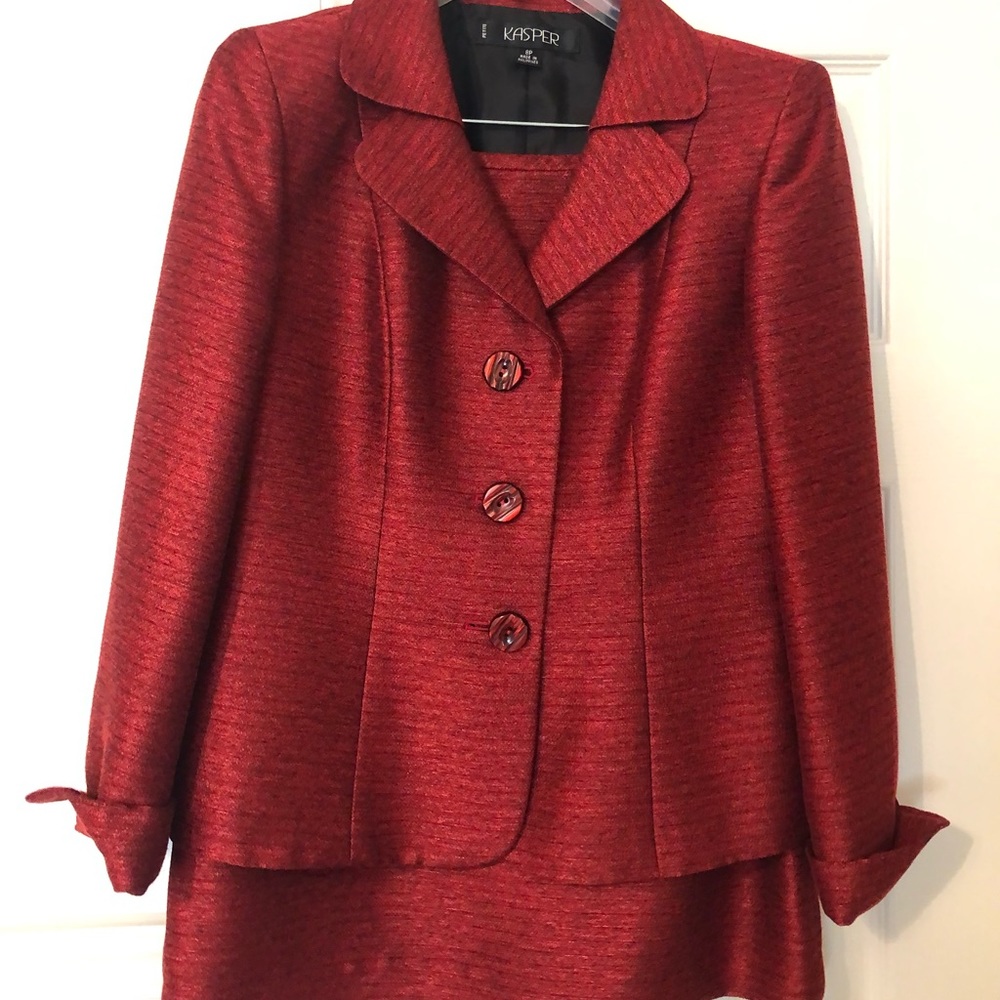 Women’s suites Size 8 and 8P